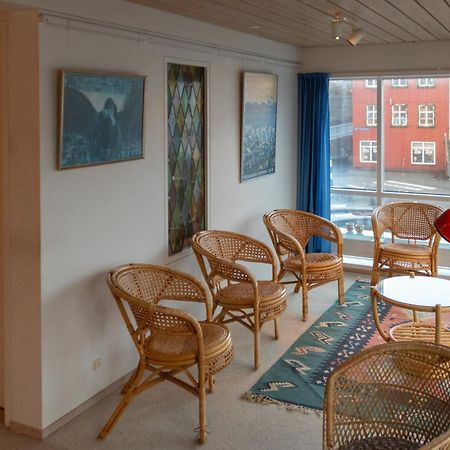 Guesthouse At The Boat Harbour Tórshavn Eksteriør bilde