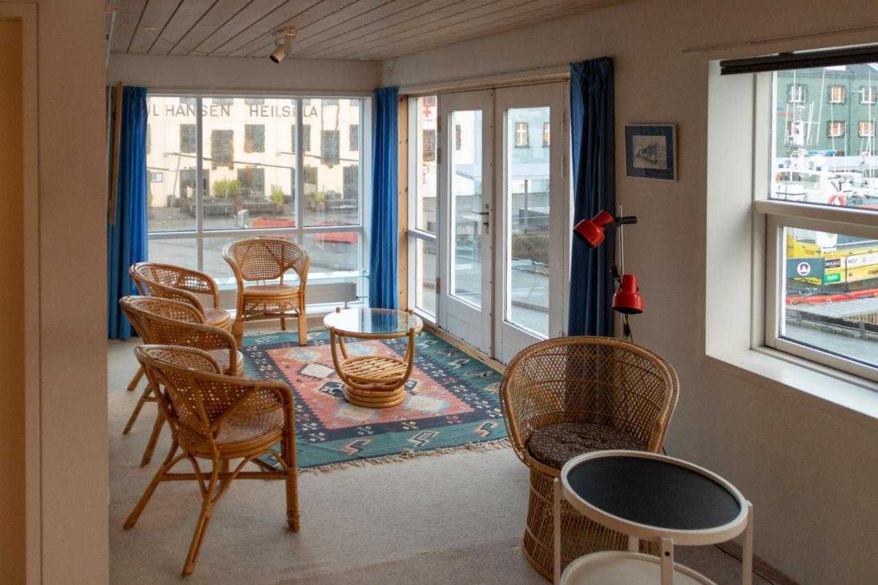 Guesthouse At The Boat Harbour Tórshavn Eksteriør bilde